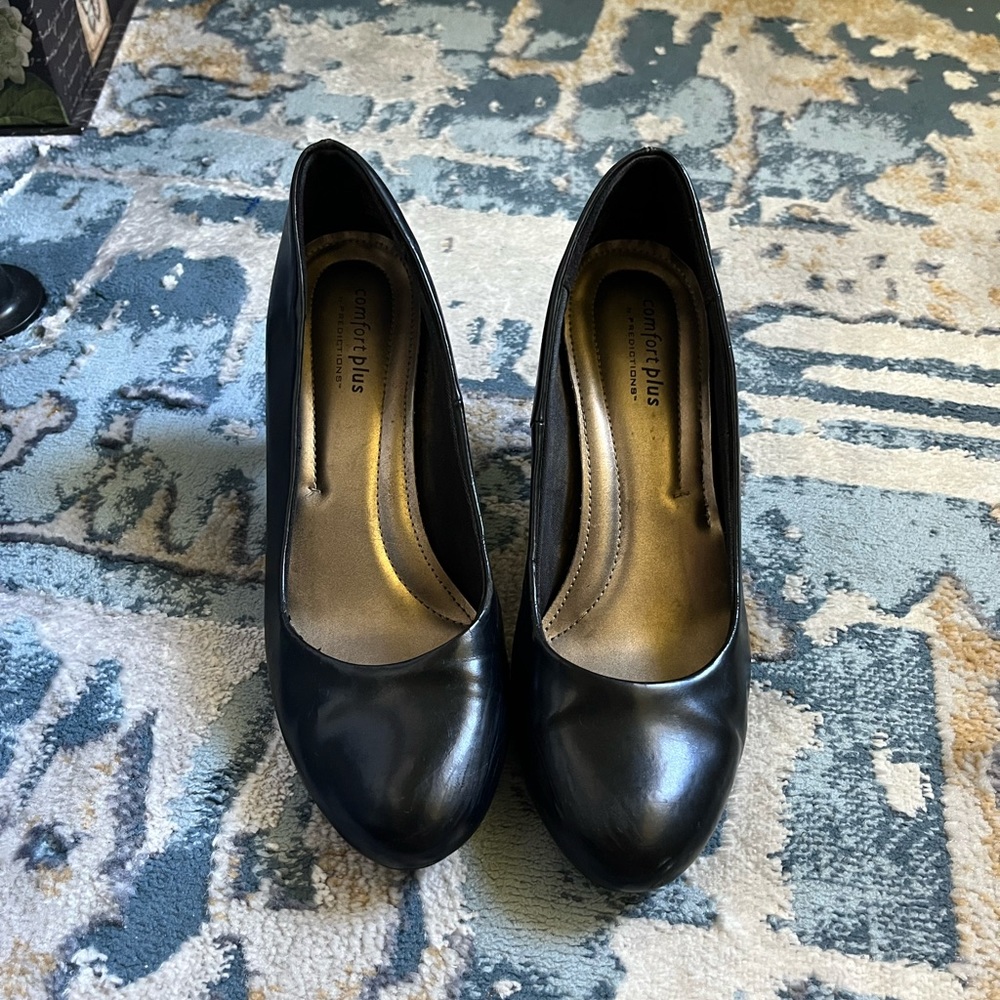 Black Comfort Plus Heels